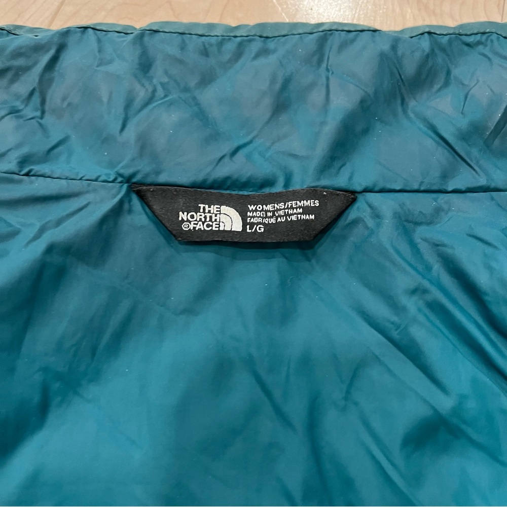 The North Face ThermoBall Teal Quilted Vest Size: Large - Picture 5 of 5
